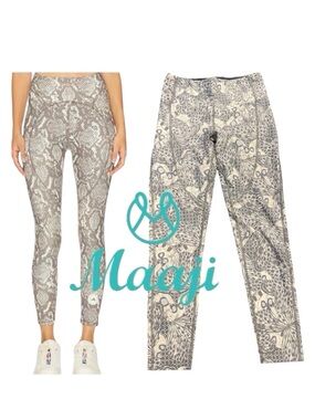 New Maaji Grey/White Butterfly Print 7/8 Length Leggings (S)